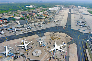  Hinter den Kulissen sind spezialisierte ­Dienstleister damit beschäftigt den Betrieb ­<br />des Airports aufrecht zu erhalten 