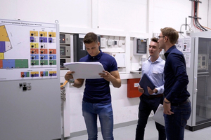  In den Pasing Arcaden schlüpfen die Studierende des Studiengangs Facility Management an der Dualen Hochschule Baden-Württemberg (DHBW) Stuttgart in die Rolle eines Technical Managers   