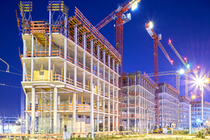  Das Bauunternehmen Leonhard Weiss bedient mit 5.800 Mitarbeitern und rund 300 Immo­bi­lien in Deutschland nahezu alle Sparten des ­Bauens  