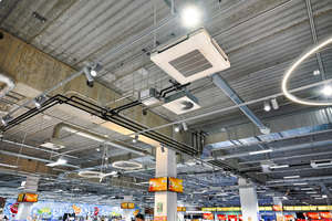  Beim Expert Elektronikfachmarkt mit einer Verkaufsfläche von 1.450 m² sorgen 22 Deckenkassettengeräte für die Klimatisierung 
