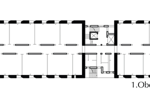  Flexible Grundriss-Konzeption: Das Treppenhaus mit Aufzügen und Sanitäranlagen verbindet den größeren südlichen Gebäude­trakt mit dem kleineren nördlichen. Vom Erdgeschoss aufwärts zieht sich diese Struktur durch alle fünf Geschosse 