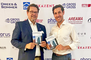  Frank Brün, Vorsitzender der Areama, und Dr. Michael Kuhn, Teil der Geschäfts­führung von Ekazent Management präsentieren den ersten Leistungs-katalog für Asset Manager 