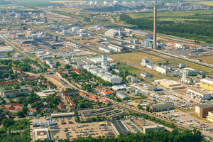  Die InfraLeuna GmbH ist Eigentümer ­­und Betreiber der Infrastruktureinrichtungen am Standort Leuna und ­beschäftigt rund 800 Mitarbeitende 