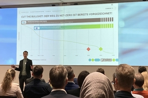  René Füchtjohann (Phoenix Contact) erläuterte in seinem Vortrag wie es energieeffizient in die Zukunft gehen kann  