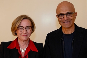  Margherita Della Valle, Vorstandsvorsitzende der Vodafone Group und Satya Nadella, Chairman und CEO von Microsoft. 