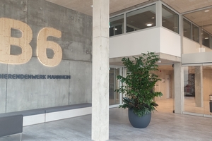  Mit über 200 elektronischen Beschlägen und mehr als 50 Zylindern im neuen Wohnhaus B6 ermöglicht das System den Studierenden, nur die von ihnen gemieteten Apartments oder Zimmer zu betreten 