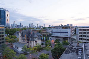  Am Fachbereich Architektur, Bauinge­nieurwesen, Geomatik der Frankfurt ­University of Applied Sciences (Frankfurt UAS) startete nun die Vortragsreihe ­„Praxis Real Estate“  