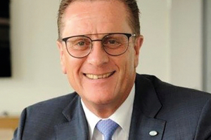  Zech Building erweitert Technik Vorstand mit Manfred Schmitz. 