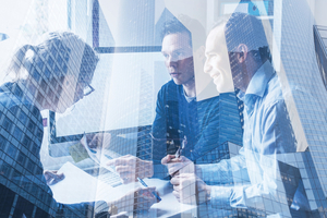  Ein zentraler Bestandteil ist die Serviceplanung, bei der Dienstleistungen entsprechend den Anforderungen und Bedarfen definiert, Ziele und Servicelevel gesetzt und die ­notwendigen Ressourcen wie das erforderliche Personal, Technologie und Finanzen ­eingeplant und vorgehalten werden.  
