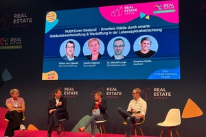  Auf der Future Success Stage, maßgeblich mitgestaltet von Die Möglichmacher - Facility Management​ wurde klar: FM ist Zukunftstreiber. Unter dem Motto: „Nutzt euren Bestand!“ moderierte FM-Redakteurin Kerstin Galenza das Panel mit Susanne Gehle, Hilmar von Lojewski und Dr. Michael Lange. Das Fazit der Runde: Bestandsimmobilien sind Schlüssel zur Klimawende – von Lowtech bis Gebäudehülle.  