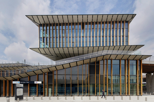  Die komplexe Geometrie aber auch die großen Glassflächen des  Bshnhofes erhöhten die Anforderungen an die ­Konstruktion. 