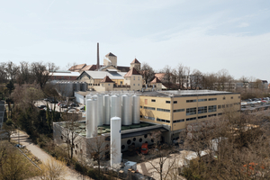  Der neue Kombikeller wurde direkt an die bestehenden historischen Gebäude ­angebaut und mit einer intelligenten Lüftungstechnik ausgestattet. 