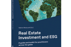 Sabine Wieduwilt (Hrsg.); Real Estate Investment and ESG – A guide and toolkit for practitioners across the globe; 1. Auflage, 390 Seiten, Broschur. Haufe ISBN 978-3-648-19286-3 / ISBN PDF: 978-3-648-19288-7 / ISBN EPUB: 978-3-648-19287-0, 59,99 € 