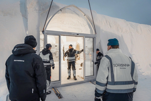  Die Pilotinstallation umfasst wichtige Bereiche des Resorts – vom Restaurant der Arctic Wilderness Lodge über das Hauptgebäude bis hin zur Tür, die zum Eingang des Eishotels führt. 