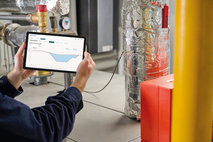  Das Portal zeigt den Effizienzvergleich von konventioneller und optimierter Steuerung mit Echtzeitdaten.  