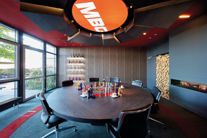  Blick in einen Besprechungsraum von MBG. 