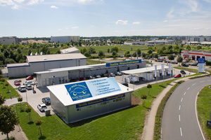  Das Car-Wash-Center in Walldorf, südlich von Heidelberg, eröffnet 2009 mit 50 m langer Waschstraße und 5 Waschboxen zur Selbstbedienung 
