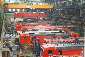  Jährlich treffen im Werk Dessau etwa 200 Elektro-Lokomotiven zur Revision ein – das reicht von der schweren Unfall-Instandsetzung bis zur neuen Lackierung 