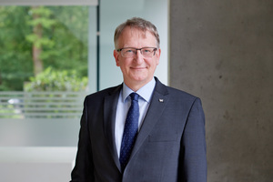  Dr. Jörg Wissdorf, Geschäftsführer der Interflex Datensysteme GmbH &amp; Co. KG 