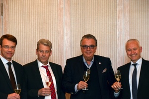  Von links: Dr. Werner Karlen (CEO Fr. Sauter AG Basel), Bernd Deutschkämer (CFO Sauter Deutschland), Peter Münch (Vorstand Pandomus AG) und Werner Ottilinger (CEO Sauter Deutschland) 