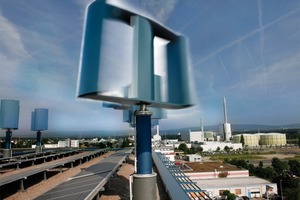  Stromerzeugung für Wärmepumpe durch 16 kleine Windkrafträder auf dem Dach (begünstigte  Windlage in unmittelbarer Rheinnähe), von denen jedes drei KW Strom produzieren kann 