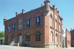  Anfang 2005 installierte die Landskron Brauerei in Görlitz eine Spannungsregelanlage in ihren historischen und denkmalgeschützten Gebäuden, um benötigte Energie effizienter zu nutzen und den C02-Ausstoß zu verringern 