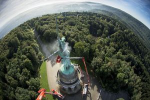  Jährlich besuchen über 500.000 Menschen das Herrmannsdenkmal 