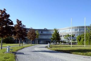  Das Universitätsklinikum Regensburg beschäftigt mehr als 4100 Mitarbeiter 